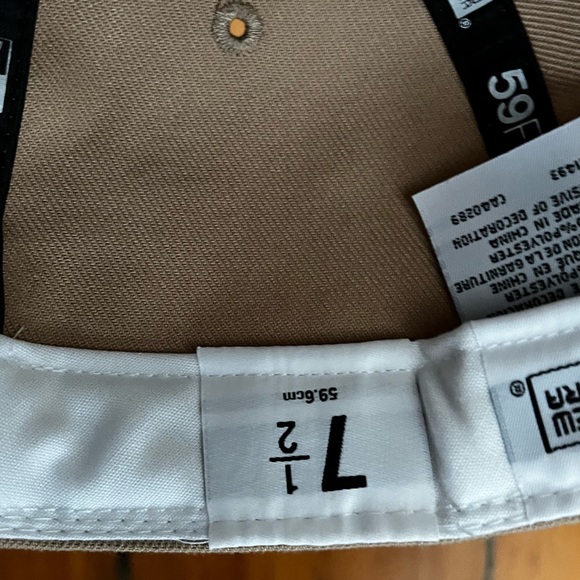 Toronto Bluejays New Era 7 1/2 Fitted Hat, 25th Anniversary Side Patch Violet UV - Picture 2 of 8